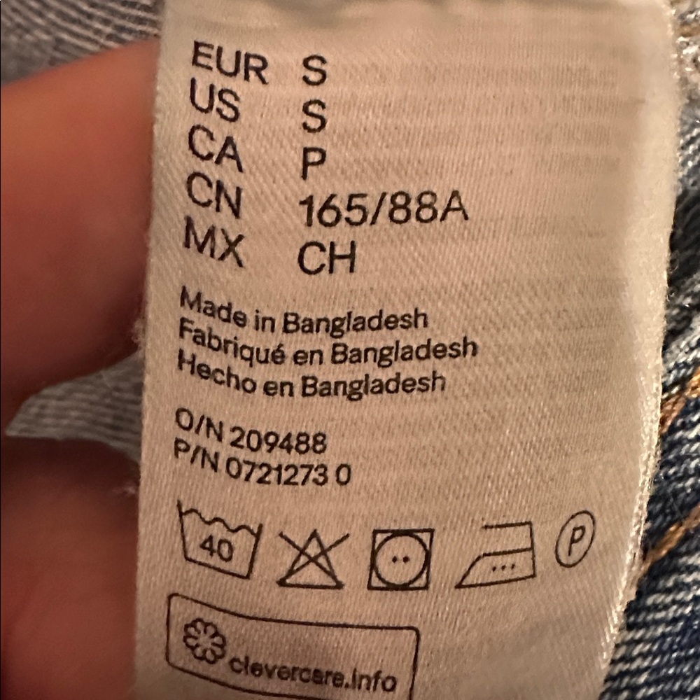 Divided Classic Blue Denim Jacket - Picture 7 of 7